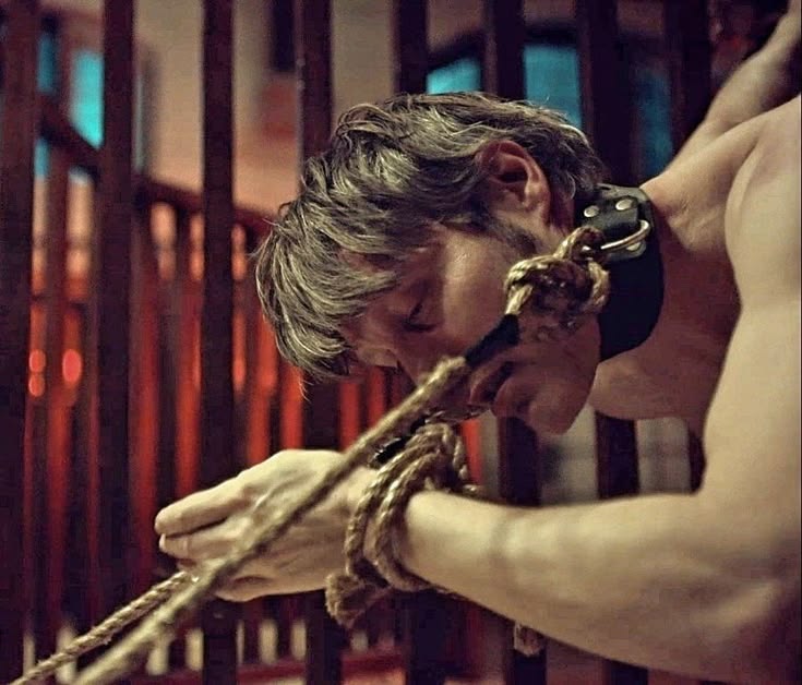 vtsukiv's tweet photo. Will I ever finally find a dominant person outside the home and a submissive one in bed? Ahhhhh 

#nsfwtwtًً #nsfw #subboy https://t.co/EDqwZkgpsT