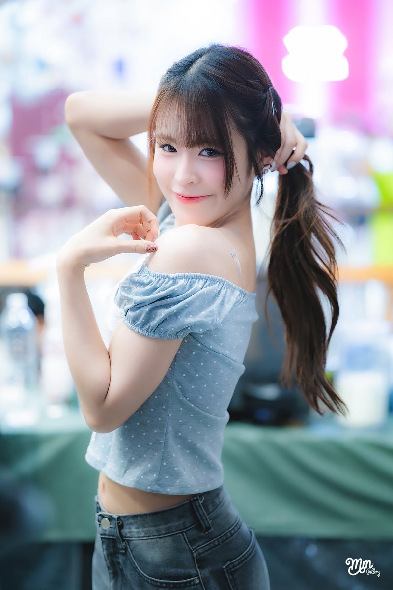 MMGallery48's tweet photo. คัดรูปไหนออกไม่ได้เลยเพราะเธอน่ารักเกิน ~ 😳🍋

#ArleeBNK48 #BNK48 #MMGallery https://t.co/LThbinFm8g