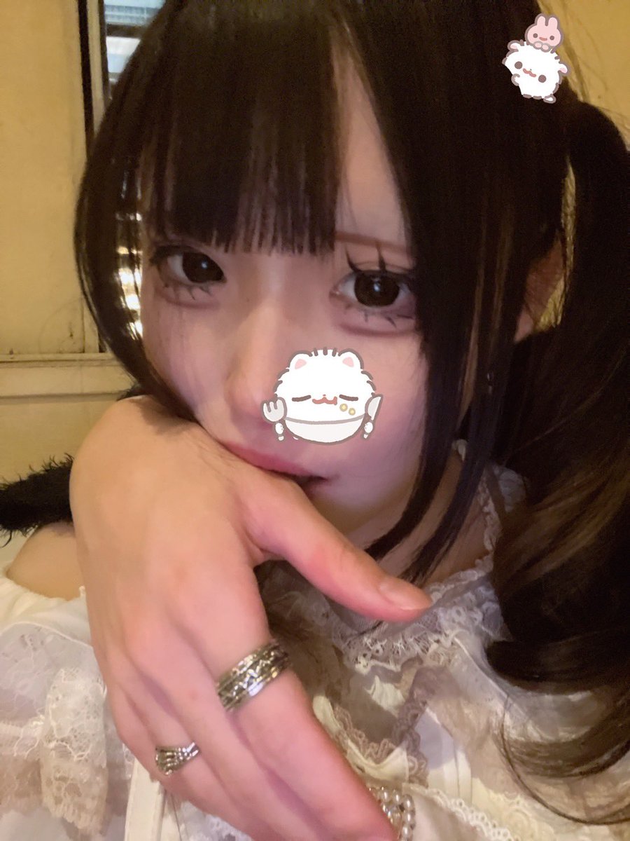 0lu_ll's tweet photo. chillして呑んでるSUNDAY https://t.co/8D9mBUPyxh