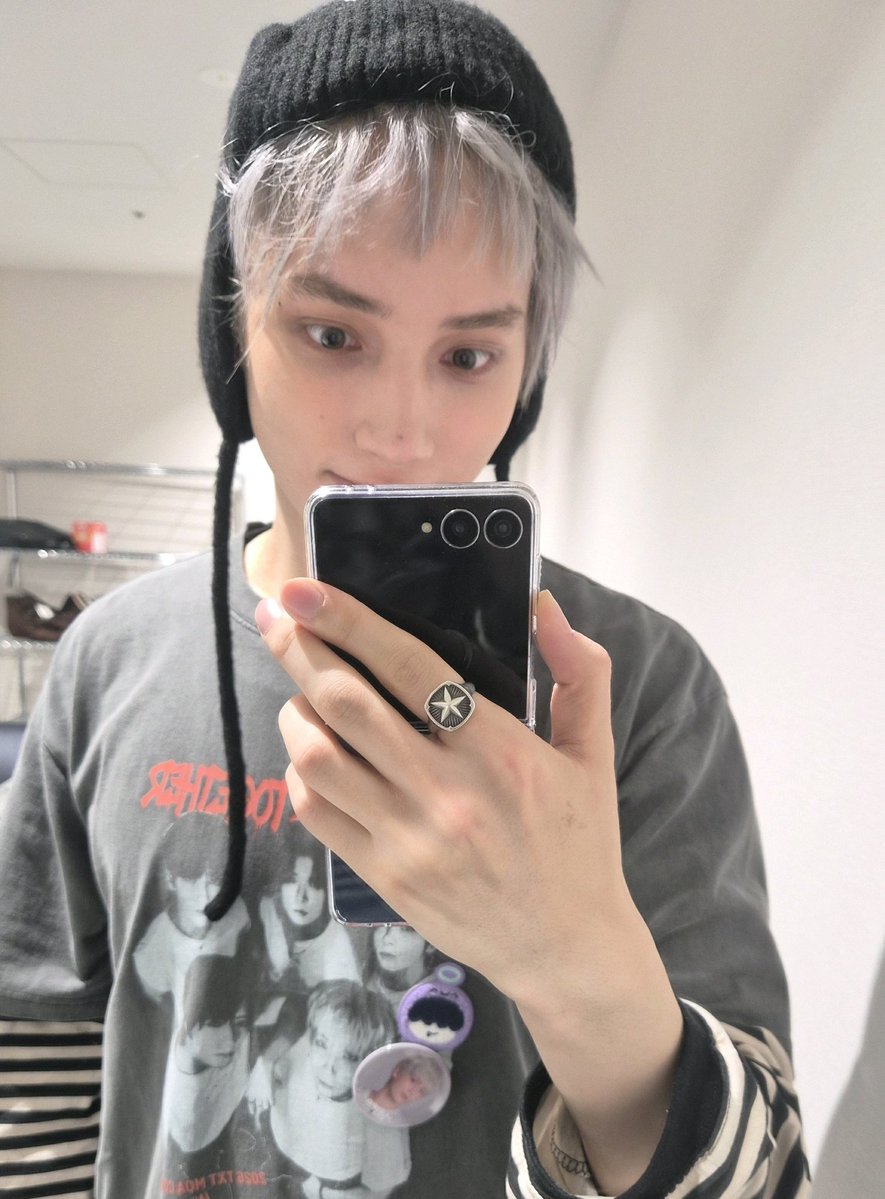 ningkaifolder's tweet photo. i'm starting a collection https://t.co/7VQ6y7ErMy