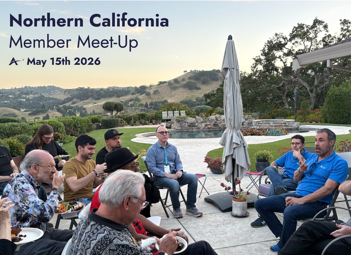 AlcorCryonics's tweet photo. Wonderful evening with our Northern California members - good food, good company, and a view from the hills that's hard to beat. https://t.co/ft9Nh7svVC