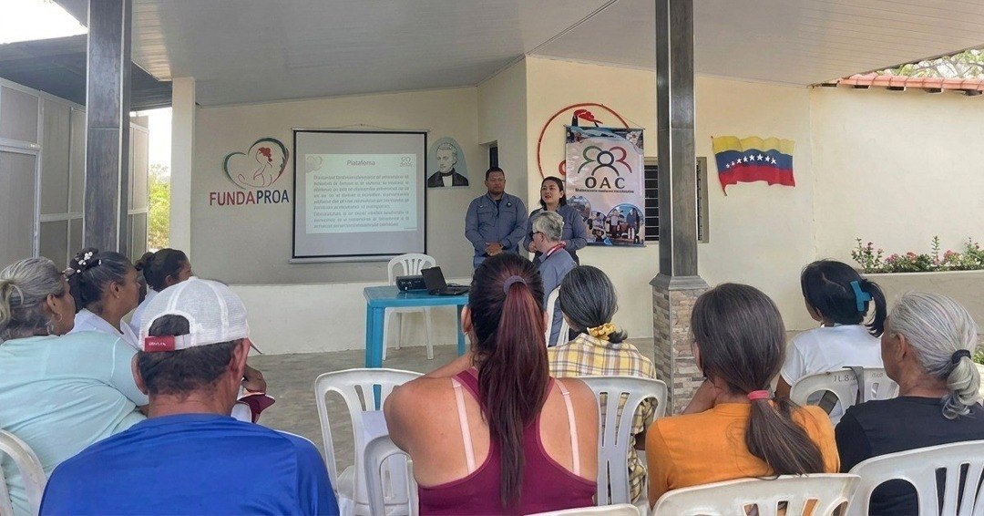 CGRVenezuela's tweet photo. La actuación contralora ratifica su competencia en el ámbito comunal, velando por el respeto hacia las normativas legales, el uso eficiente del erario público con transparencia; labor pedagógica que seguirá adelante, a la par de sus otras responsabilidades.

4/4 https://t.co/wvsUeW7uec
