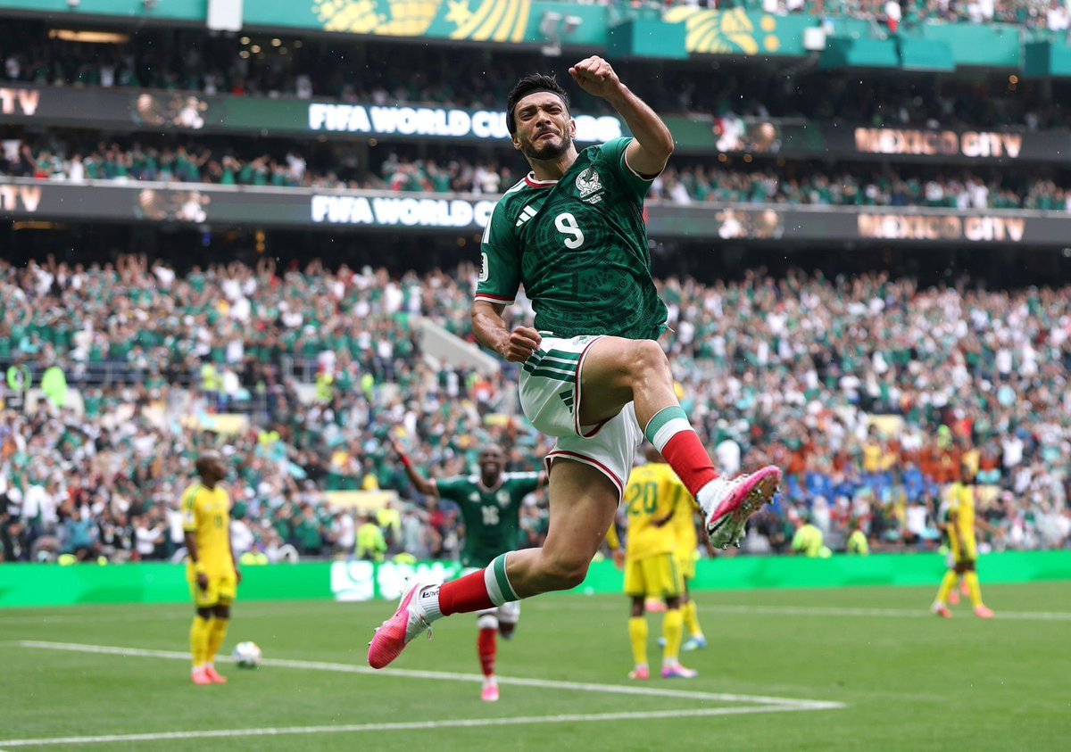 JairAguila7's tweet photo. Don Raúl Jiménez 🇲🇽🥹 https://t.co/mnn0ZYKW2x