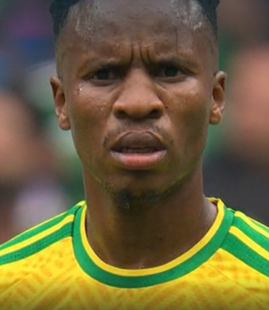 kablooer's tweet photo. gg south africa is down to 9 men https://t.co/0mKVR2TA1J
