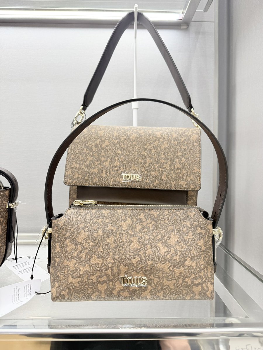 dolnene's tweet photo. 🧸🪽👜 https://t.co/g44uDu0wel