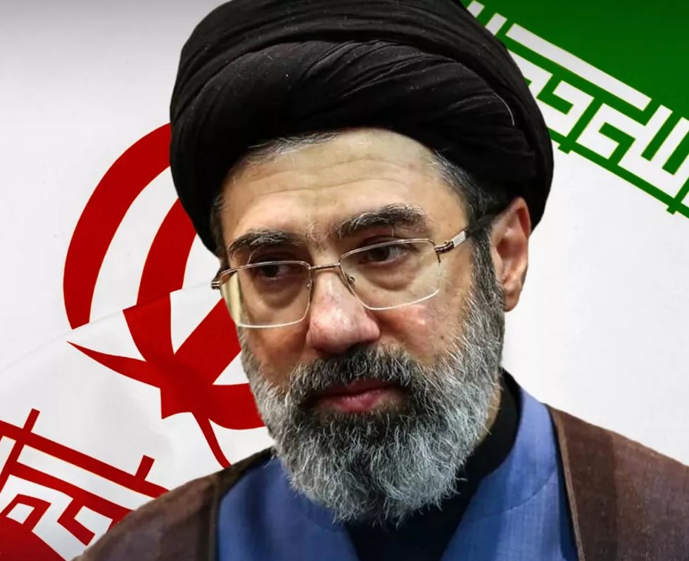 wallstreetbets's tweet photo. BREAKING: 🇺🇸 🇮🇷 Trump says Iran’s Supreme Leader approved a US-Iran deal

Strait of Hormuz reopening could come as soon as this weekend

US oil prices are dumping https://t.co/lltGA8wDCE