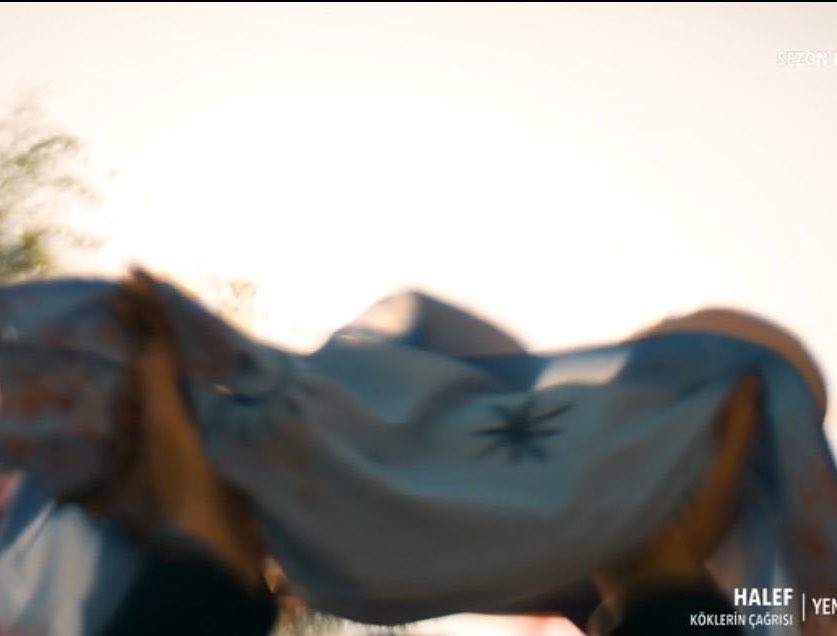 delenaeternity2's tweet photo. We like it or not Yildiz is going to be mother for that child even the star on the baby😅 #YilSer https://t.co/K4e11AOBpt