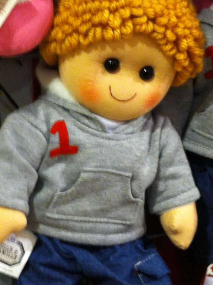 rrwwm's tweet photo. #juni_heligrafie #kleding andermans kleding; kinderkleding; poppenkleren; toneelkleding https://t.co/YNqODfOMwa