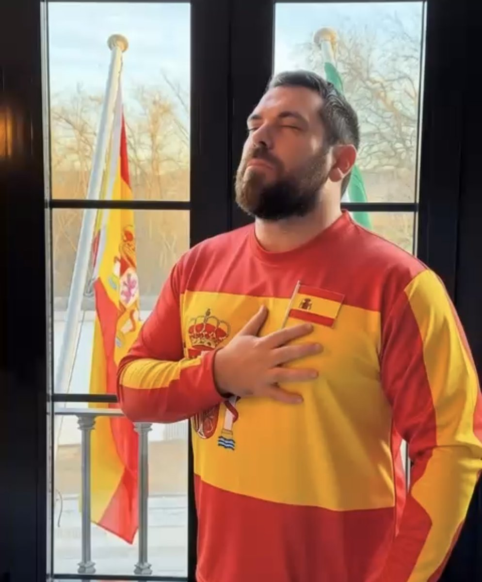 DavidP0nce's tweet photo. Modo mundial activado. A por la segunda ⭐!!! https://t.co/ycdXnd0ec8
