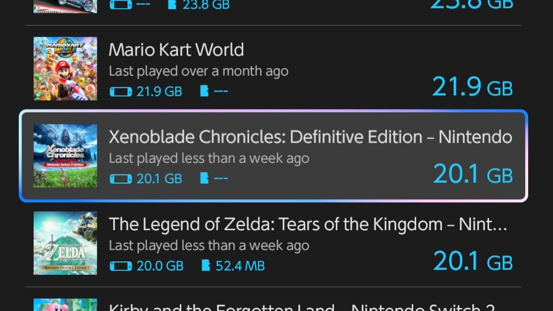 Staruo356's tweet photo. @MultipleMerlin @midnightlunachr @Pacifist_Elk the upgrade pack standalone is still relatively large (this is XCDES1 on cart with a digital upgrade pack) https://t.co/RKAYE2YMzn