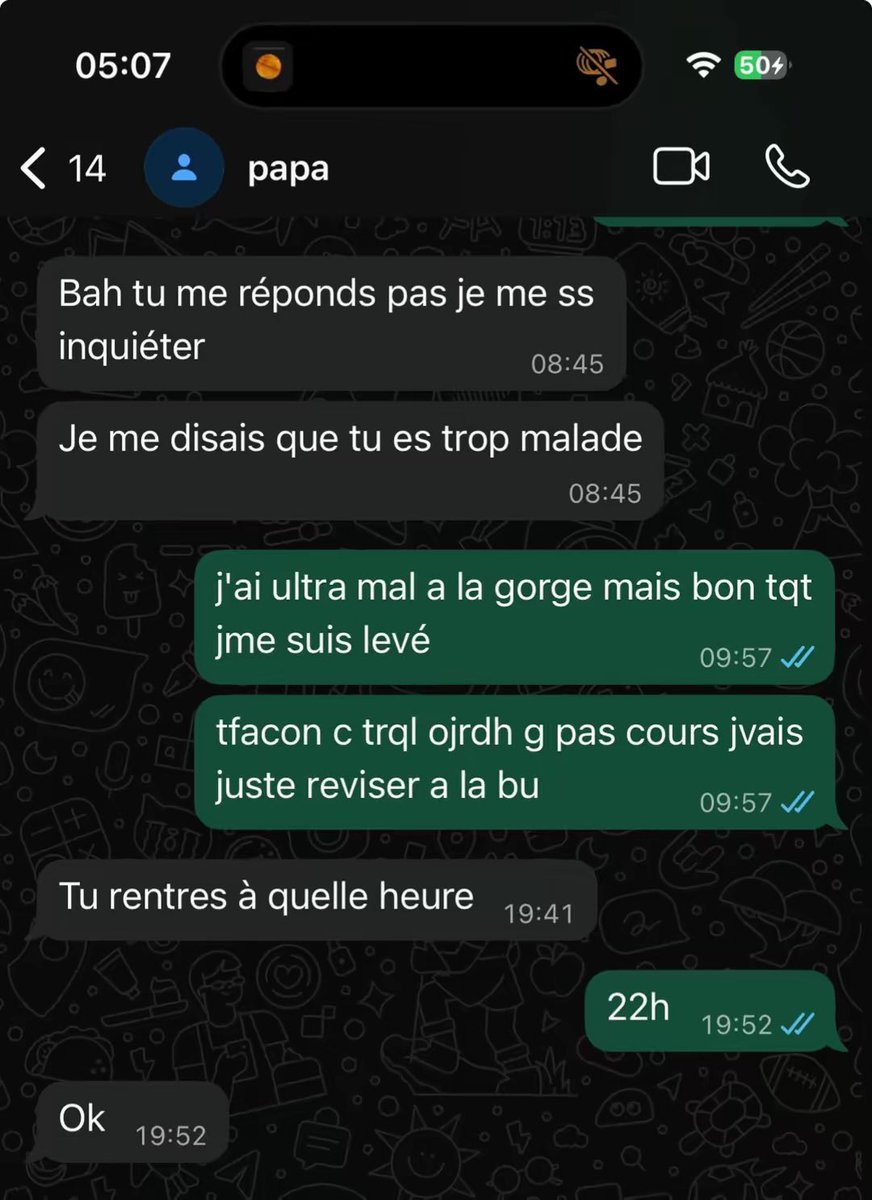 elhj_adam's tweet photo. Vous allez aussi tomber de haut si j'vous dit qu'il me soutient à fond dans mes études ? https://t.co/8CAQCT1iN5