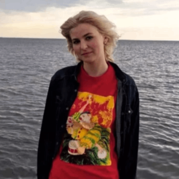 3Ooctober's tweet photo. Yulia Sokolova was born on June 11, 2006. A resident of the Kherson region, she holds dual Ukrainian and Russian citizenship.

When human rights defenders learned of her sentence in April 2025, Yulia was only 18 years old. Very little is known about her case, as is true for most prosecutions on charges of treason and espionage in today’s Russia. Increasingly, such cases are heard behind closed doors, without public scrutiny and without any opportunity for society to examine the evidence or understand what actually happened. Human rights defenders are often forced to piece together information about such prosecutions bit by bit.

In April 2025, the Kherson Regional Court found Yulia guilty under Articles 276 (espionage) and 275 (high treason) of the Criminal Code of the Russian Federation and sentenced her to nine years in a general-regime penal colony.

According to the prosecution, Yulia allegedly “filmed facilities used by the Russian Armed Forces and other Russian government agencies with her mobile phone” and sent the recordings to a “cliant via messaging apps and email.”

The project “Support for Political Prisoners. Memorial” considers Yulia Sokolova to be among the “other victims of political repression,” meaning people whose prosecution is highly likely to have a political motive and to involve serious violations of the law.

Yulia Sokolova is currently being held at Penal Colony No. 5 in the Saratov region.