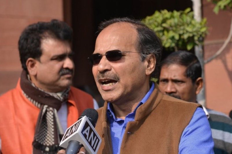 MrDemocratic_'s tweet photo. The Muslim community has a significant presence in the Baharampur constituency, a seat Adhir Ranjan Chowdhury won repeatedly while contending against the BJP & TMC.

Both Mamata Banerjee and the BJP wanted to defeat him.

Mamata fielded Yusuf Pathan, brought in from Gujarat, as the candidate from Baharampur and People voted for him, yet today, that very same Yusuf Pathan is indirectly aligned with the BJP.

Adhir Dada, who is not a Muslim, fought for the Muslim community, whereas Yusuf Pathan betrayed them.

The people of Baharampur defeated Adhir Ranjan Chowdhury, This is a moment for them to reflect on the fact that one should not vote solely based on religion but rather for a deserving candidate.