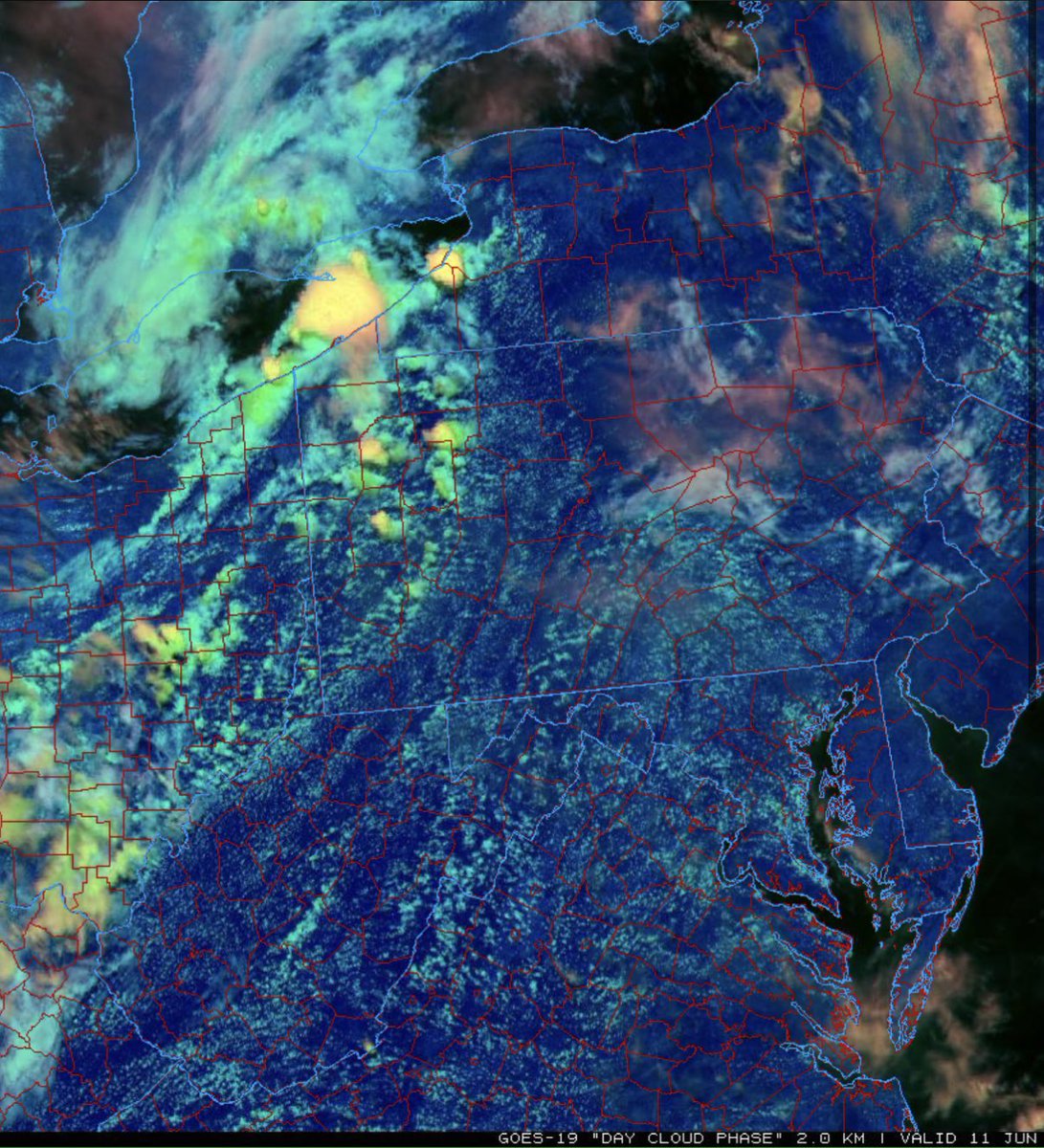 sambrandt99's tweet photo. Widespread storm development amidst strong instability, moderate westerly 0-3 km shear, and steepening low-level lapse rates will support damaging wind gusts with multicell clusters. Given enough cold pool organization, a forward-propagating MCS may also be possible. https://t.co/uL5iVKaDHJ