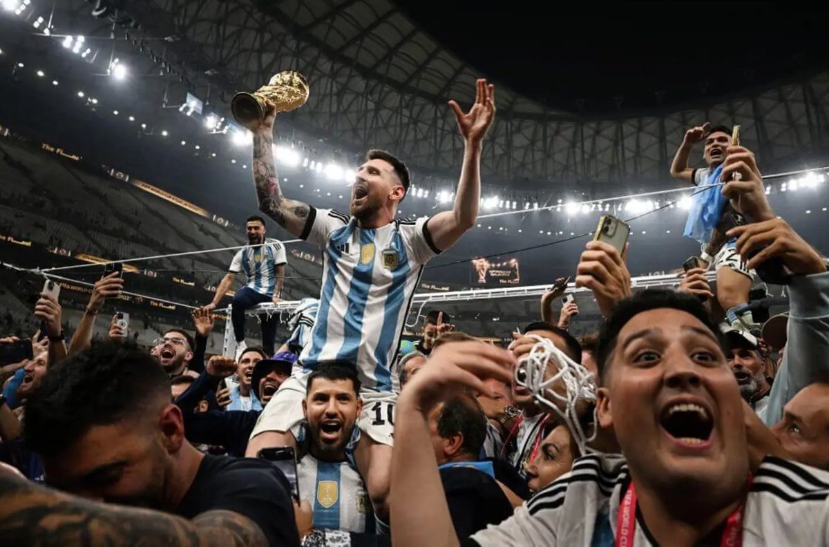 robben4life's tweet photo. Nothing comes close to the World Cup.
Not the Olympics. Not the Super Bowl.
This is the biggest stage in sports. https://t.co/gv08F9DVMB