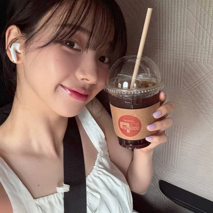 Lucy, 赵. tweet media