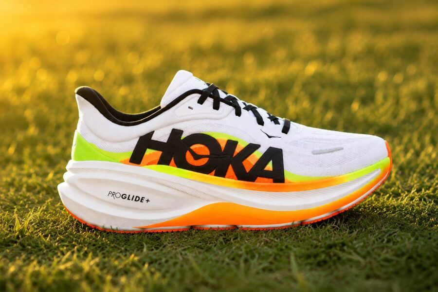 Correr1Maraton's tweet photo. Hoka Clifton Pro, análisis inicial y opinión 
 Hoka presenta la nueva Clifton PRO, una versión de su modelo más conocido pero más orientada al rend 
https://t.co/3npSv1oXSP https://t.co/JjzqjIPSyC