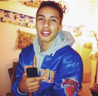 r0bato's tweet photo. It’s wild how the Knicks have ….

 a kid who grew up with the team &amp; the last finals run … 

a Puerto Rican / Mexican kid from Brooklyn scrapped his whole life to make it &amp; play for his hometown team …

a Dominican top prospect from Jersey…

All helping reach new heights https://t.co/nYJAGkrdqn