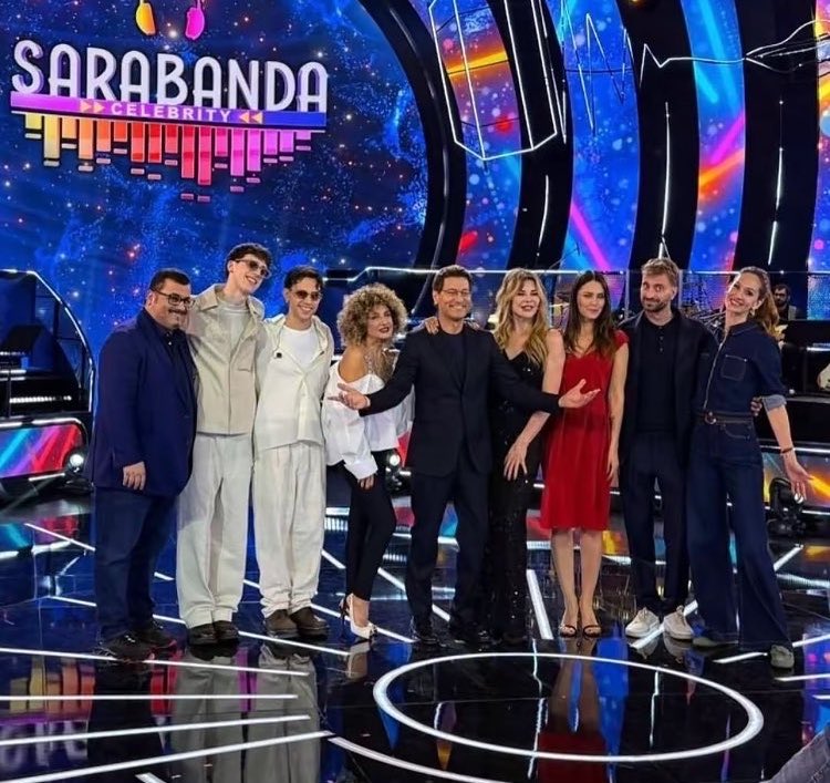 stefy1808's tweet photo. Pronti #HelenaXSarabanda https://t.co/7VrFgRveXU