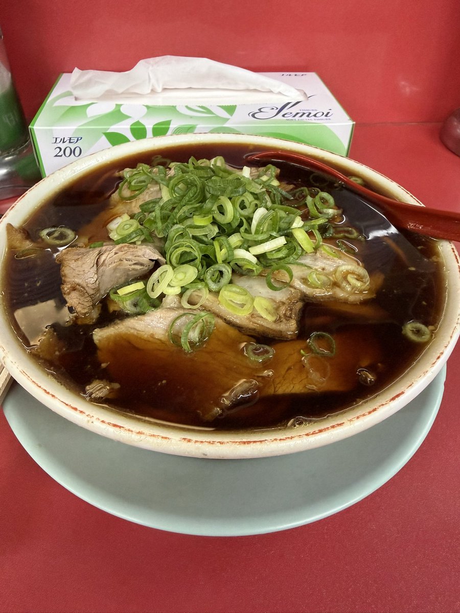 MSS_Saitama's tweet photo. 昨日のお昼は宇治の田中九商店の抹茶ラーメン

夜は新福菜館本店へ

#ラーメン https://t.co/Pet1yPeIBB