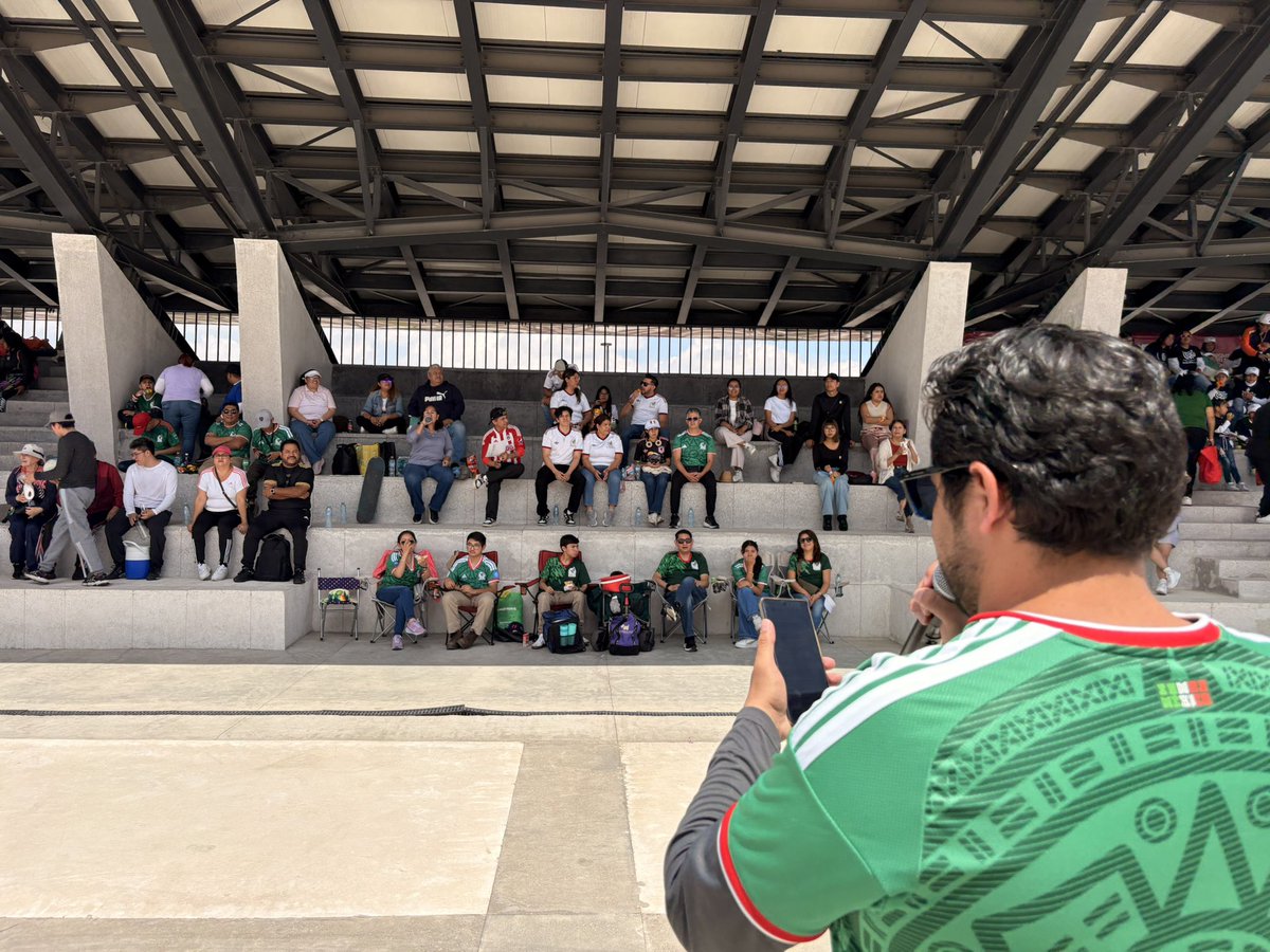 PELTexcoco's tweet photo. Viviendo la emoción del futbol en tu parque favorito ⚽️
Parque Ecológico Lago de Texcoco ✨

#México #parqueecológicolagodetexcoco https://t.co/yIjEHxCGUU