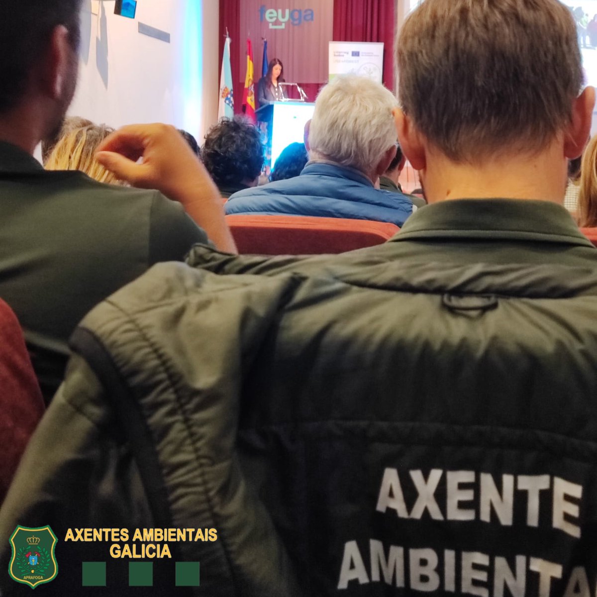 APRAFOGA's tweet photo. #AxentesAmbientais asistimos con especial interese ao Evento Rexional de Incendios Forestais #USE4FOREST organizado pola Consellería do Medio Rural en Santiago de Compostela. 

Con ponencias e mesa redonda sobre o proxecto SUDOE de estratexia de mellora de espazos forestais. https://t.co/WVb39ve3hb