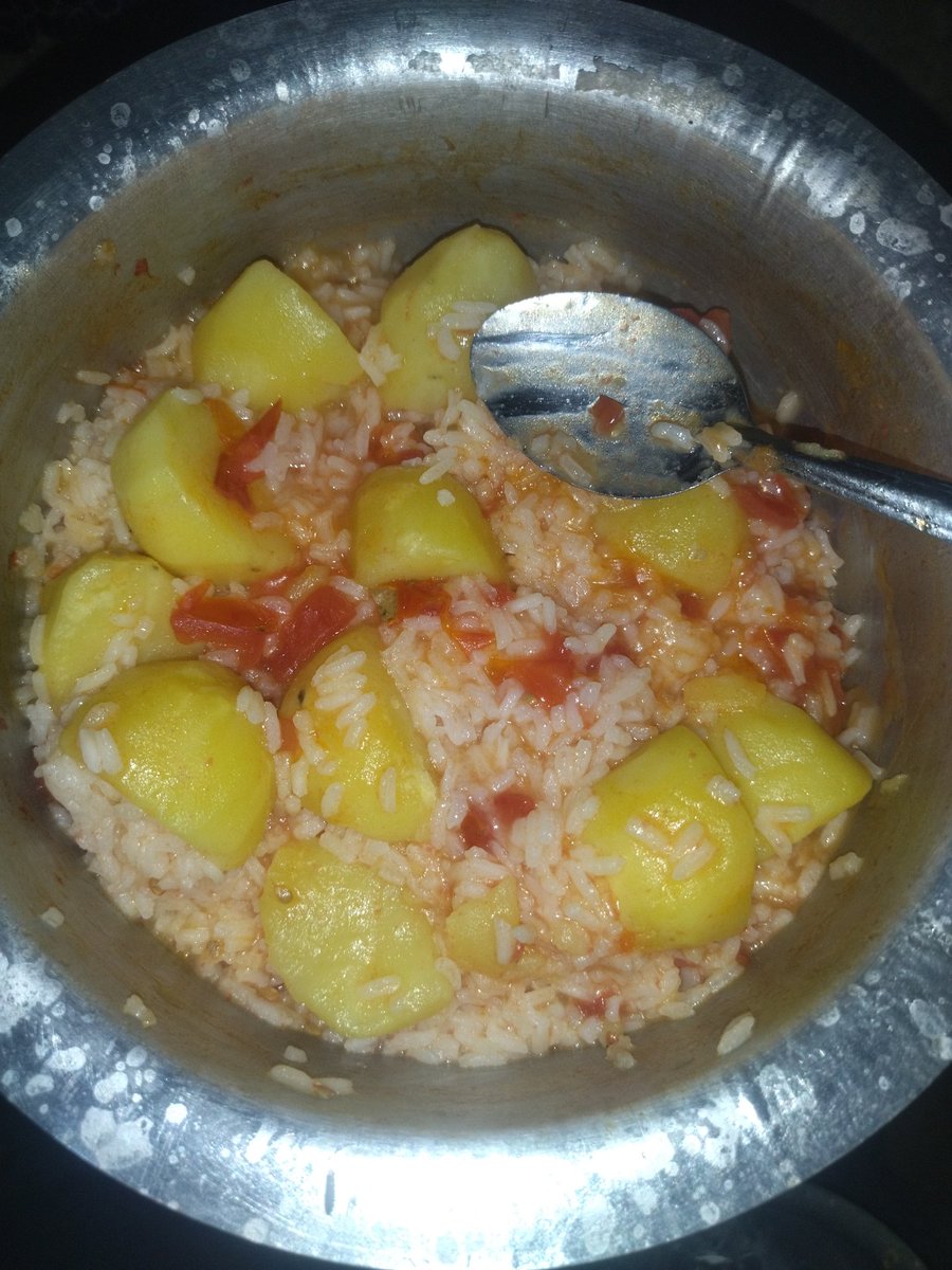 Obegi_'s tweet photo. Unlike women food will never disappoint you,, acha nishibe kama python ndio niwagusie.... 

Niongeze nini hapa wadau..? https://t.co/OAPqNaCO8U