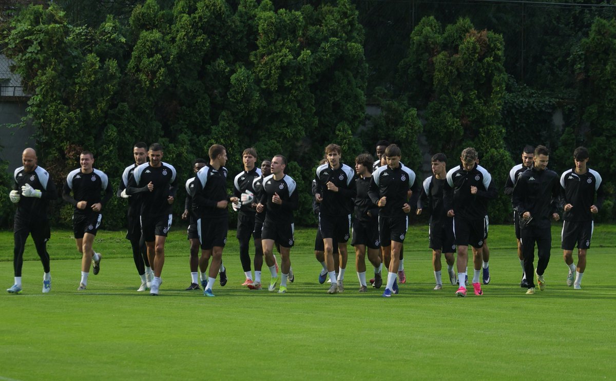 FKPartizanBG's tweet photo. Saša Ilić obavio prozivku, crno-beli u Beogradu do 27. juna

https://t.co/DqUc7iIgTM

https://t.co/WrsHLwiKFJ https://t.co/gx9lNdHFqt