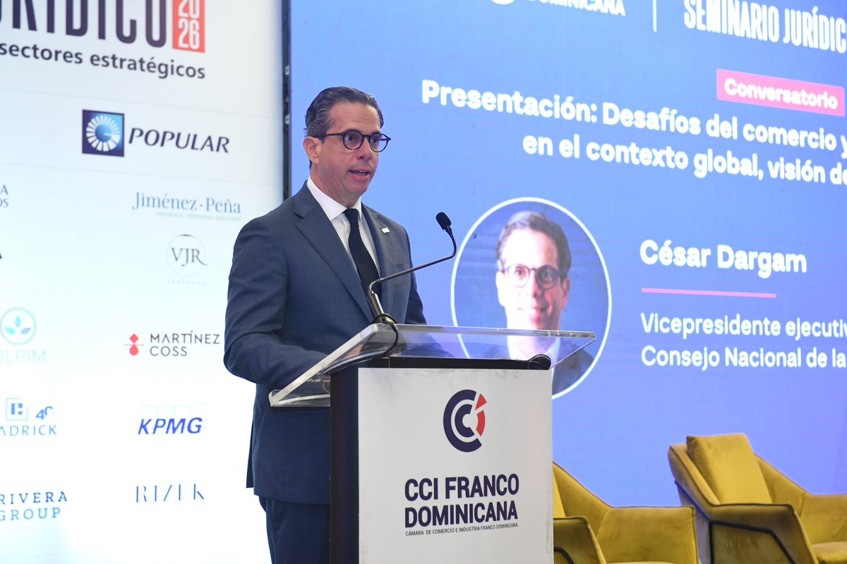 CONEP_RD's tweet photo. La capacidad del país para competir en una economía global cada vez más dinámica estuvo en el centro del conversatorio “Desafíos del comercio y la industria dominicana en el contexto global”. https://t.co/D6P8CZ5RRC