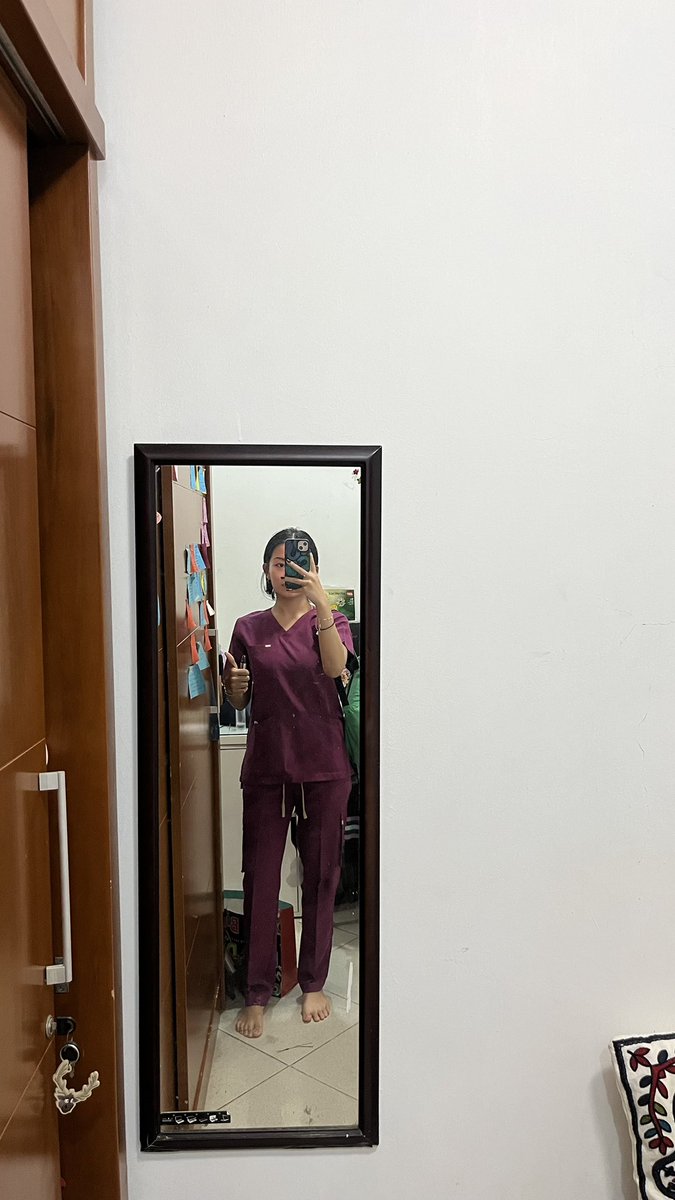 git_ting's tweet photo. scrb kagada mau kirimin gw scrub apa yah https://t.co/5N6ctrWYXJ