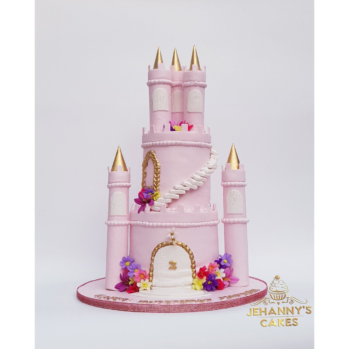 Jehannys_cakes's tweet photo. Then🤭                                        Now🥰 https://t.co/18nIvmySsi