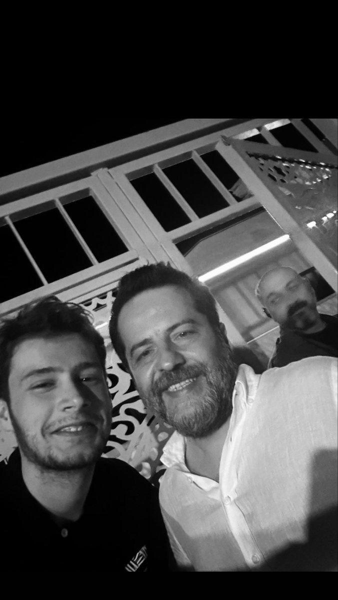 Gencellii's tweet photo. bir bakmışsın yusuf kuyuda zordadır, bir bakmışssın yusuf mısır’a sultandır. https://t.co/efFkxo46hM