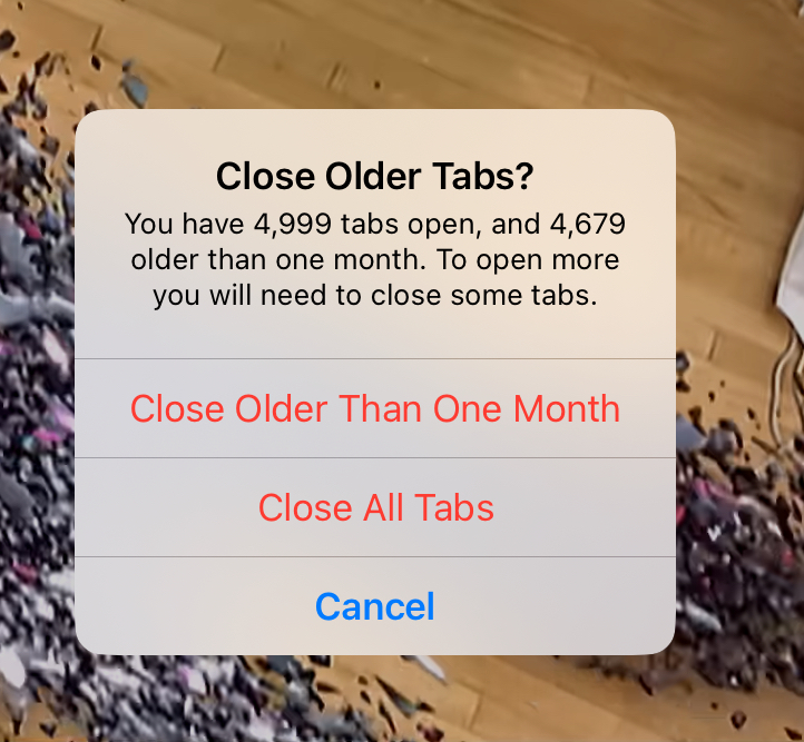 YouHitYourHead's tweet photo. I finally did it.  @Apple you think you can constrain me?  500 wasn’t enough, 5k isn’t enough.  We need unlimited browser tabs into perpetuity! https://t.co/R4ohOfsrH2
