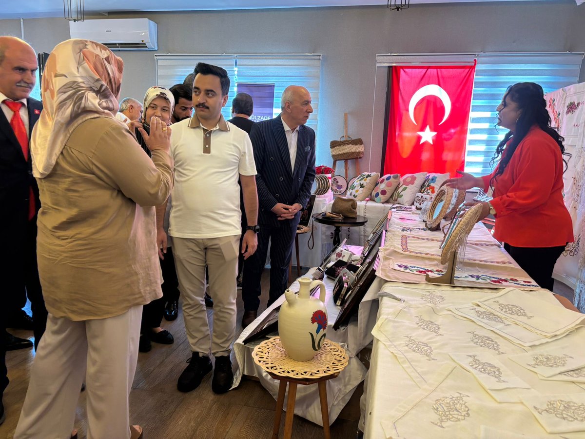MusaYildirim27's tweet photo. HEM Yıl Sonu Sergisi Açıldı. https://t.co/qKPNV636qe