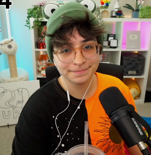 jojosolos's tweet photo. what are jojosolos streams even about https://t.co/L8IYfBhQF1