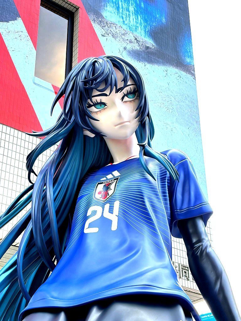 CartoonsOTMoon's tweet photo. ADO ha sido nombrada la voz oficial de la selección japonesa en el Mundial 2026:

Incluso recibió una estatua en Japón. https://t.co/kQXIH4icgK