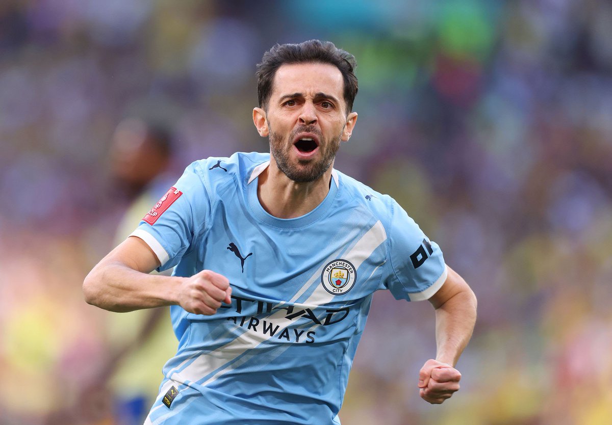 _BeFootball's tweet photo. 🚨 LE DÉBUT DE MERCATO DU REAL MADRID CET ÉTÉ (à prix coûtant) 🥵🤍

🇫🇷 Konaté (libre) ⏳
🇳🇱 Dumfries (20 M€) ⏳
🇵🇹 Bernardo Silva (libre) ⏳

Tonton Perez 🇪🇸 n’a pas fini avec l’Europe. https://t.co/xNhB1rRGOV