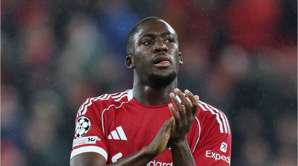 _BeFootball's tweet photo. 🚨 LE DÉBUT DE MERCATO DU REAL MADRID CET ÉTÉ (à prix coûtant) 🥵🤍

🇫🇷 Konaté (libre) ⏳
🇳🇱 Dumfries (20 M€) ⏳
🇵🇹 Bernardo Silva (libre) ⏳

Tonton Perez 🇪🇸 n’a pas fini avec l’Europe. https://t.co/xNhB1rRGOV