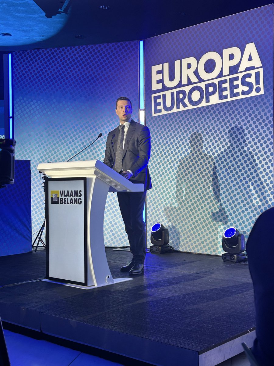 e_samyn's tweet photo. Het Rassemblement National en het Vlaams Belang staan al jaren zij aan zij in dezelfde strijd: onze eigen mensen opnieuw op de eerste plaats zetten. Dankbaar voor dit hechte bondgenootschap. #EuropaEuropees
@J_Bardella @tomvangrieken @BobDeBrabandere @vlbelang @RNational_off https://t.co/IYra0FZkFi