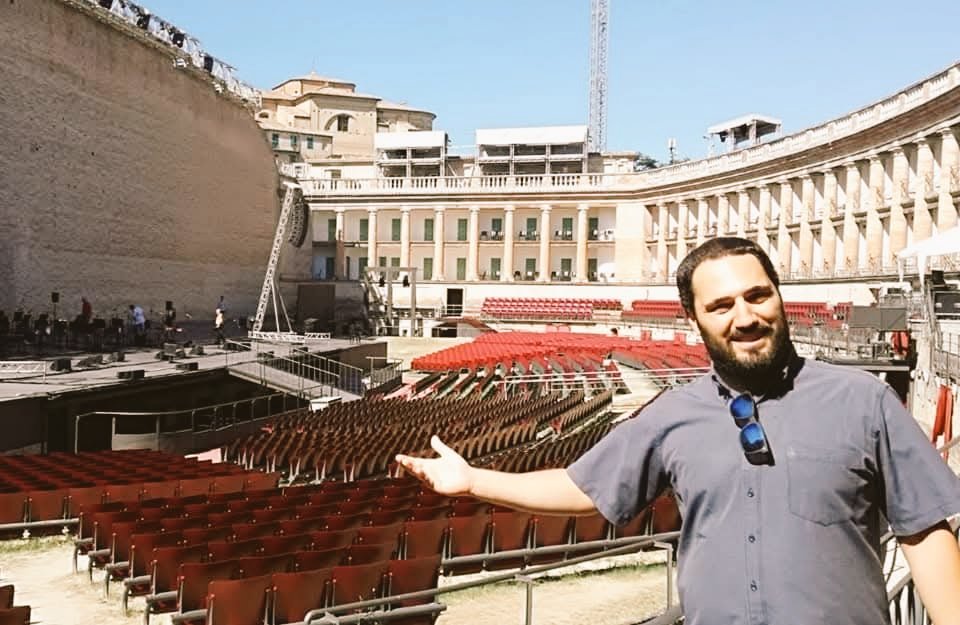 BarraliRoberto's tweet photo. #robertobarrali #conductor #barraliroberto #direttore #maestro #opera #lirica #orchestra #choir #chorus #singers #music #musica #art #arte #Kunst #artist #artista #musician #musicisti #maestrorobertobarrali #operahouse #concerthall #theater #theatre #teatro #concert #concerto https://t.co/5OgFCk54lS