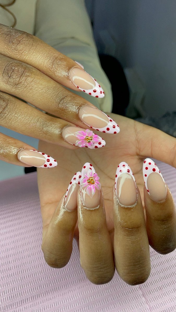 BihStephan98483's tweet photo. Nailsbysteph in Braamfontein 28 Biccard street directly opposite Pedros Pedros upstairs shop 14 WhatsApp/calll 0710795191 for your appointments please like and retweet 🙏🙏🙏 https://t.co/6CigWkl1dr