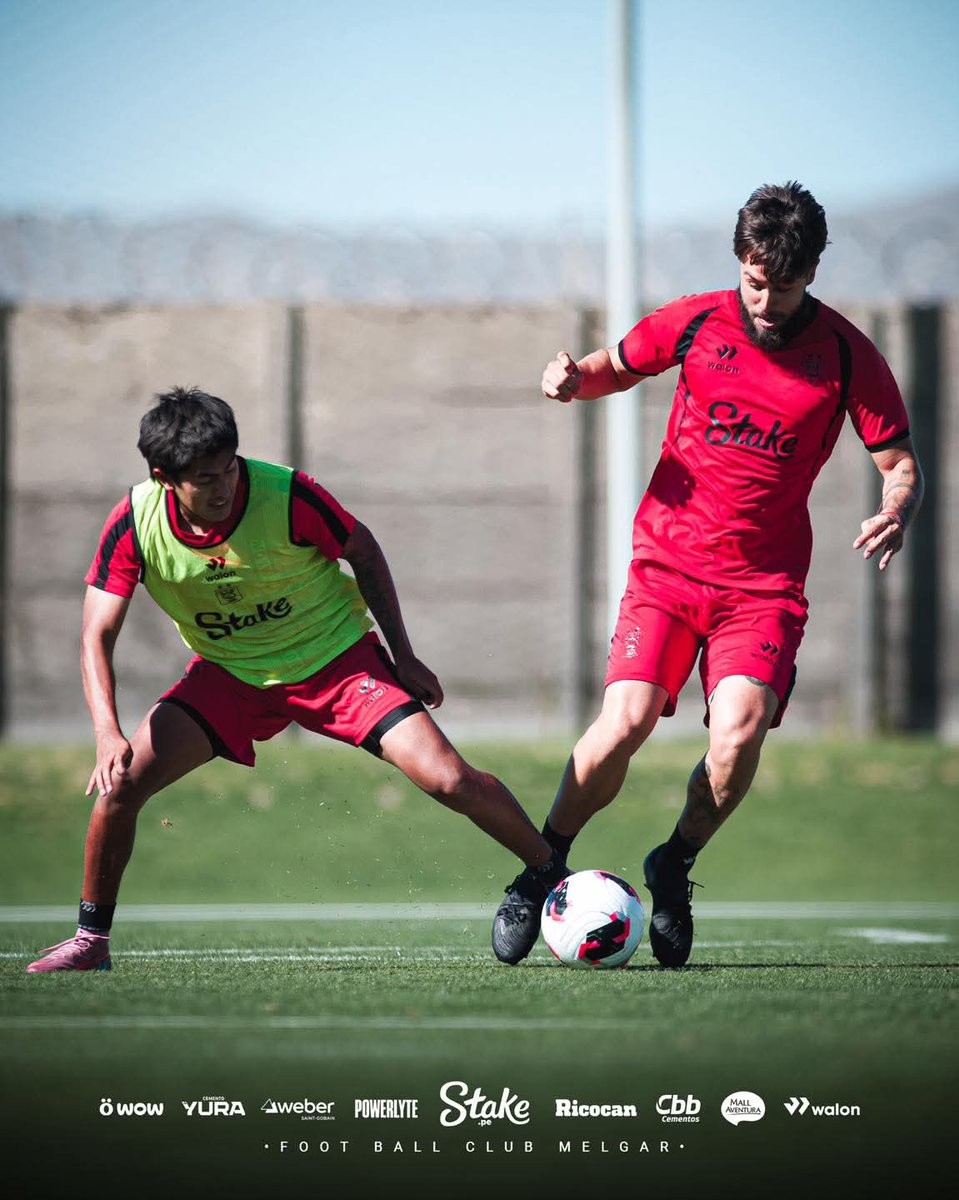 MelgarOficial's tweet photo. 🧐 Todo listo para el debut en la Copa. 💪❤️🖤
📌 #CopaCaliente / Grupo H
📌 Fecha 1 / 12 jun / 3:30 pm
📌 Bentín Tacna vs. FBC Melgar
#RugeMelgar
#LaRojinegraONada https://t.co/FygWsXp4HF