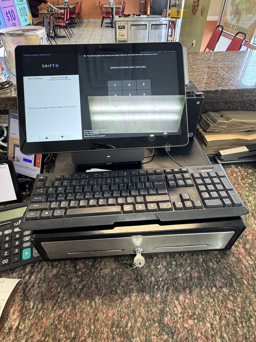 Shift4payments1's tweet photo. Taqueria El Paisano just had their @Shift4 equipment installed using the latest and greatest #shift4dine https://t.co/GmuR7JjQnM