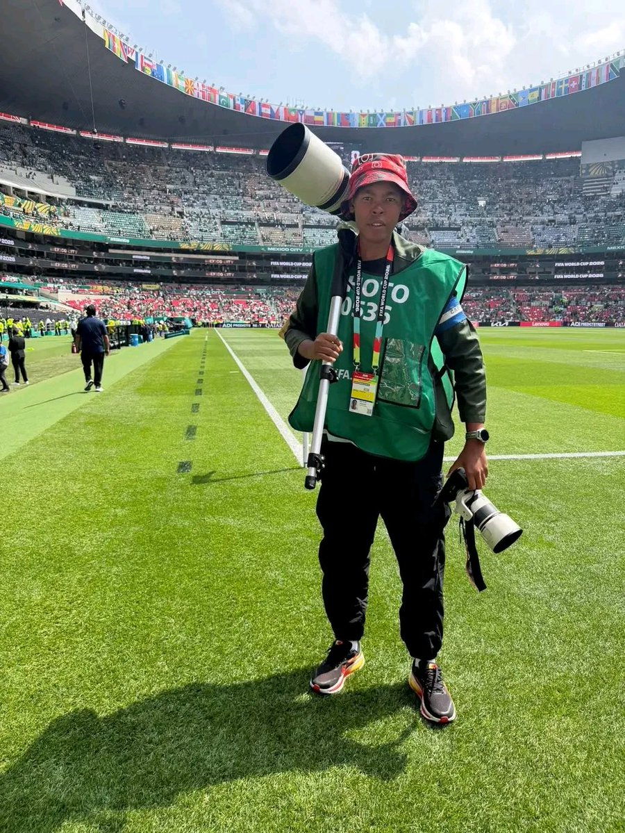 maetsebane's tweet photo. MOLETJIE - BORN PHOTOGRAPHER MAKES FIFA WORLD CUP DEBUT 

MEXICO CITY - Moletjie - born photographer, Vincent Pitsi Matlou, better known as Vino Snap is among a plathora of photo journalists on the pitchside of the Estadio Azteca in Mexico City for the opening of the 2026 FIFA World Cup.