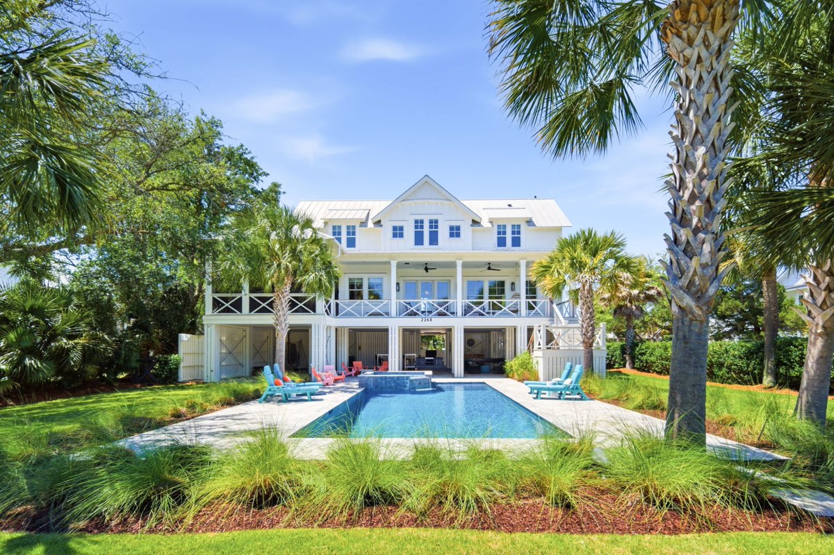 propgoluxury's tweet photo. FOR SALE - Second-Row Coastal Retreat with Private Pool &amp; Spa https://t.co/7ZNL1mzjQO https://t.co/hy3hGEBc0p