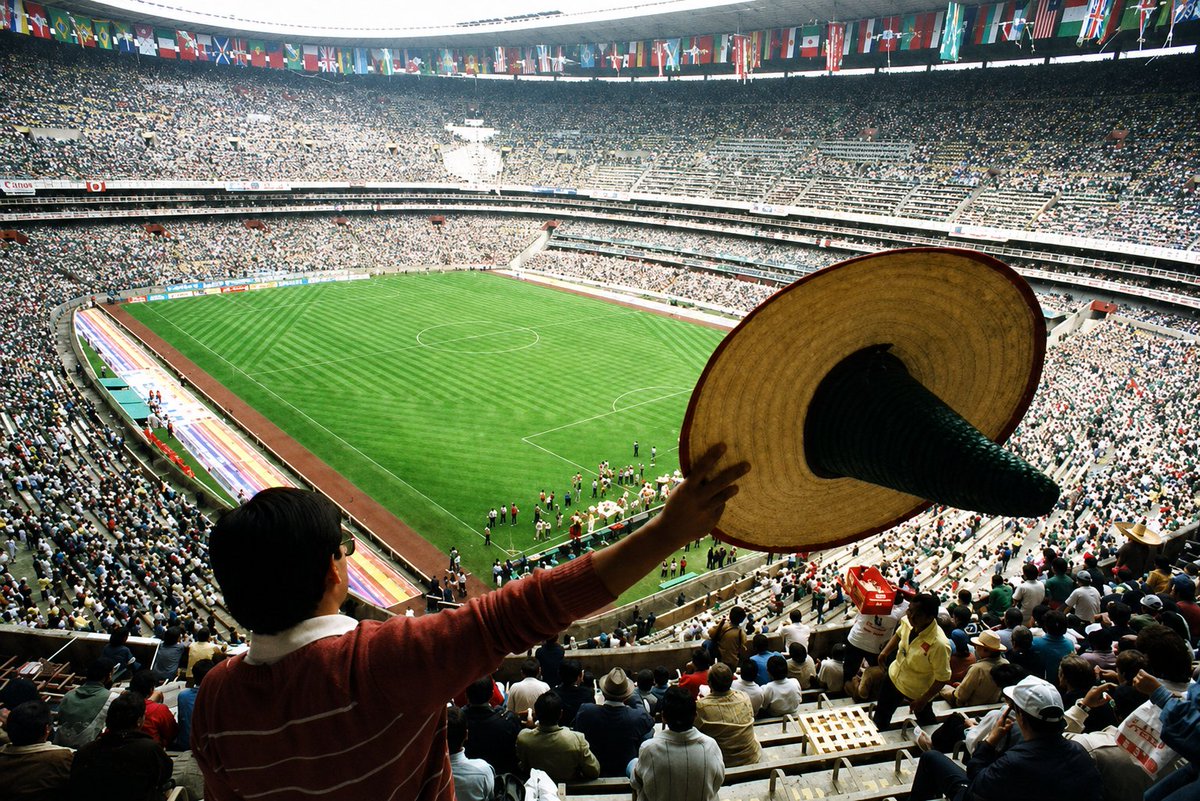 worldstadium_p's tweet photo. Estadio Azteca three world cups , one legend 🇲🇽🎖️ https://t.co/O3i1GW7iT2