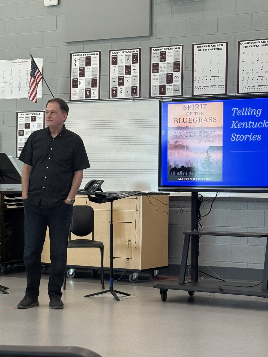 devandaisy's tweet photo. Storytelling in Kentucky was one of my favorites from this week! I cried three times! I can’t wait to do this with my 8th grade ELA students this year. @KEDC1 @KEDCGrants @passport2lead https://t.co/1EoFAPvBRd
