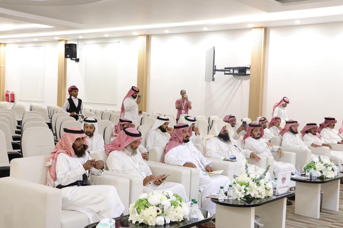 ber315's tweet photo. عقدت الجمعية العمومية اجتماعها العادي يوم الثلاثاء الموافق 23 /12 /1447هـ حيث تم افتتاح الاجتماع بكلمة رئيس مجلس الادارة وجرى استعراض أبرز إنجازات وإحصائيات الجمعية خلال دورة مجلس الإدارة السابقةكما باشرت لجنة الانتخابات أعمالها لاستكمال إجراءات تشكيل مجلس الإدارة للدورة القادمة. https://t.co/AD9cRLZ9H8