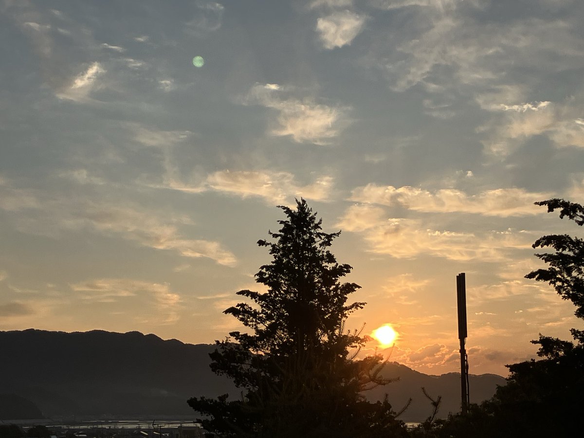 surf1303's tweet photo. #イマソラ
#おはようございます https://t.co/vad6tuLFYy