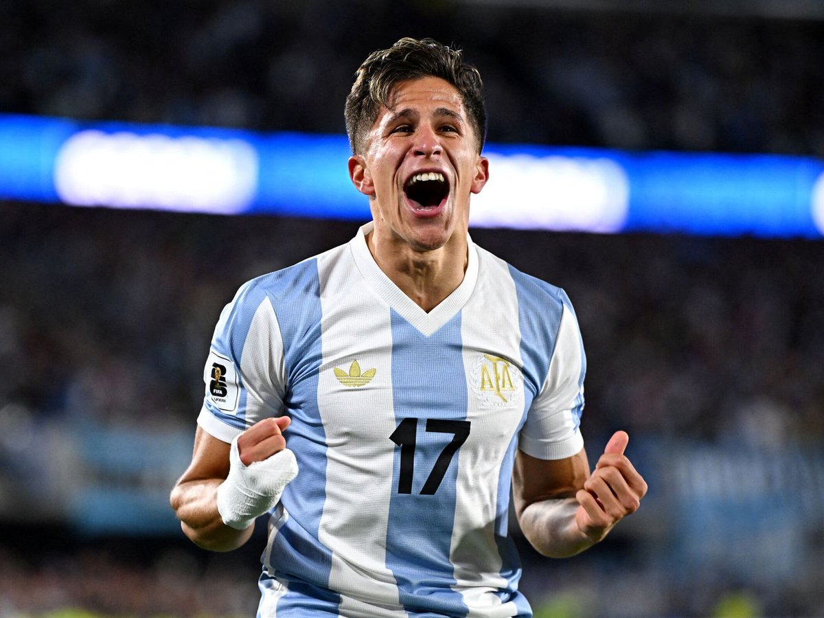 DelfinRivas's tweet photo. Que después de veinte años de mierda en el Real Zaragoza, todavía tengamos conocidos en el Mundial 2026 es algo flipante... https://t.co/9iJ6xUFRae